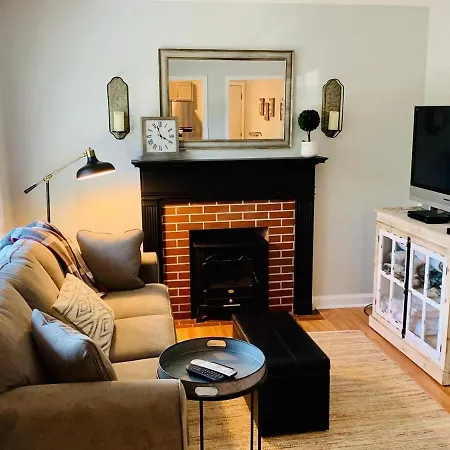 Fairgrounds Playground - Weho - 1bd 1ba * Nashville