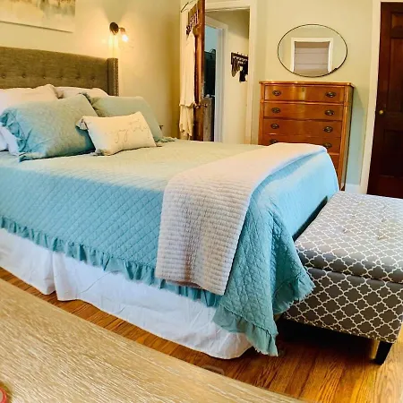 Holiday home Fairgrounds Playground - Weho - 1bd 1ba *
