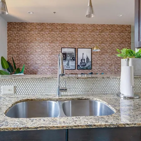 Lofts At 3oth - Urban Soul - Minutes To Broadway