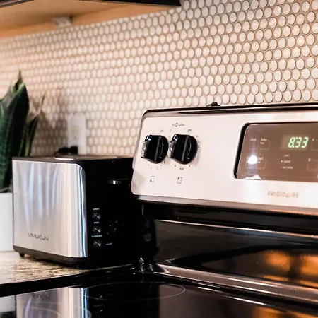Lofts At 30th - Country Beau - 6 Mins To Broadway Holiday home Nashville