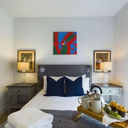 Holiday home Lyrics - 2 Unit Odyssey Combo - Heart Of Midtown *