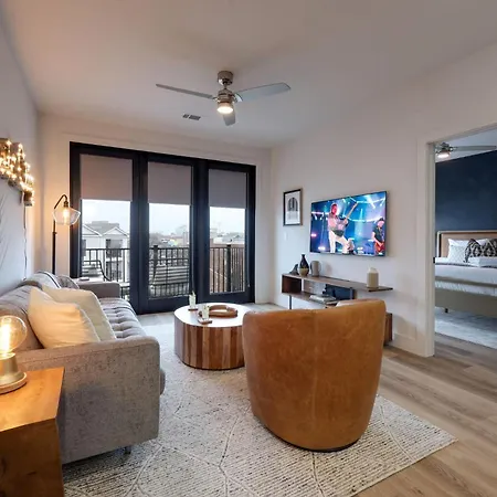 Urban Cowboy - Odyssey - The Heart Of Midtown * Nashville
