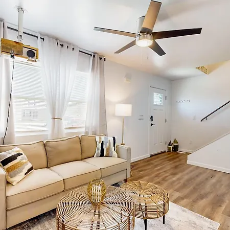 Holiday home Minutes From Music City