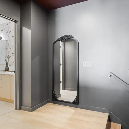 - 635 7th Ave S Unit 608 Holiday home *