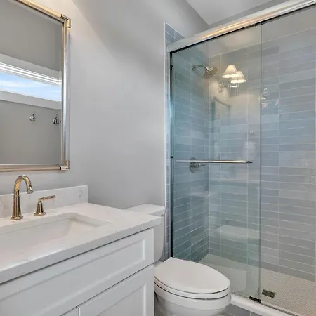 Double Treble - 2 Townhomes - Private Rooftops Holiday home