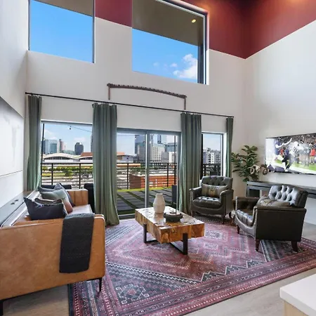 - 635 7th Ave S Unit 608 Holiday home *