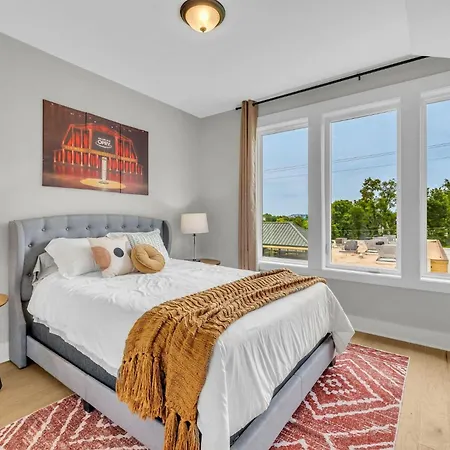Gns Essentials - - 223 Oceola Ave #11 * Nashville