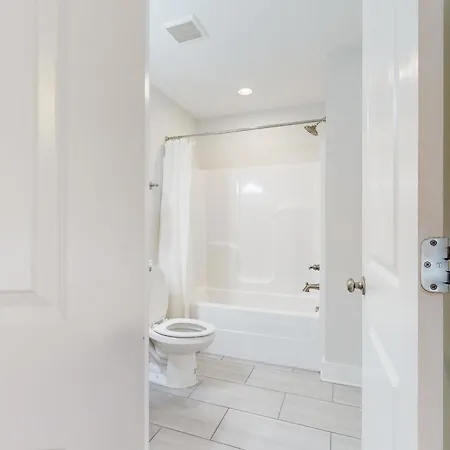 Watkins Park Getaway A & B * Nashville