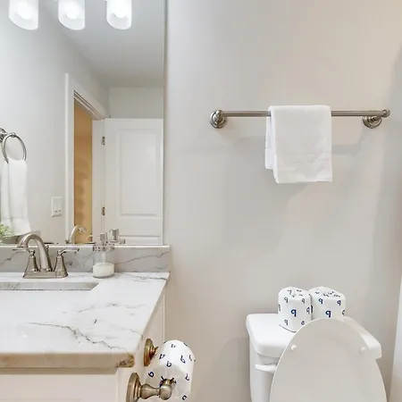 Watkins Park Getaway A & B Holiday home Nashville