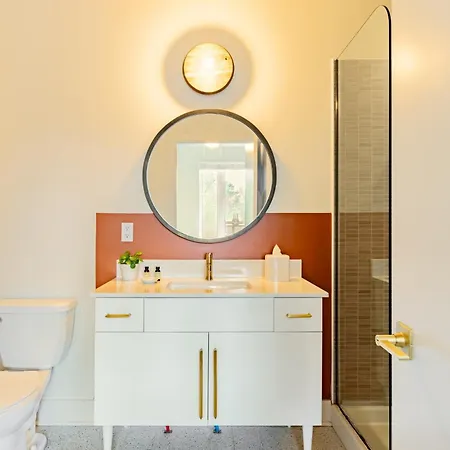 Holiday home Outrider Buyout - 2 Units - Dt Nashville