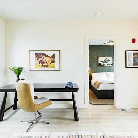 Holiday home Outrider Buyout - 2 Units - Dt Nashville