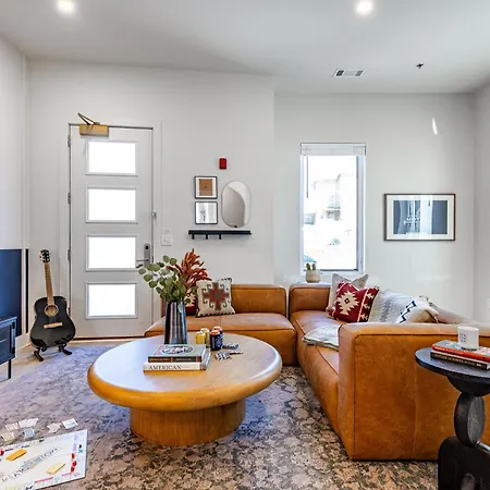 Outrider Buyout - 2 Units - Dt * Nashville