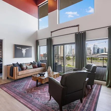 Holiday home - 635 7th Ave S Unit 608 Nashville