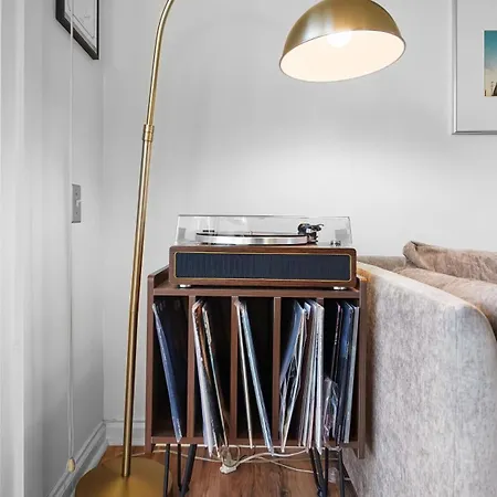 750 First Avenue North Apartment