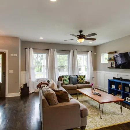 Holiday home Gorgeous Downtown Pad 3 Bedroom 2.5 Bath Large Patio Nashville