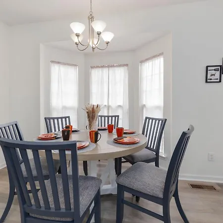 Holiday home Monthly Rental Property, 30 Plus Days Or More- Send Us A Message For More Details!