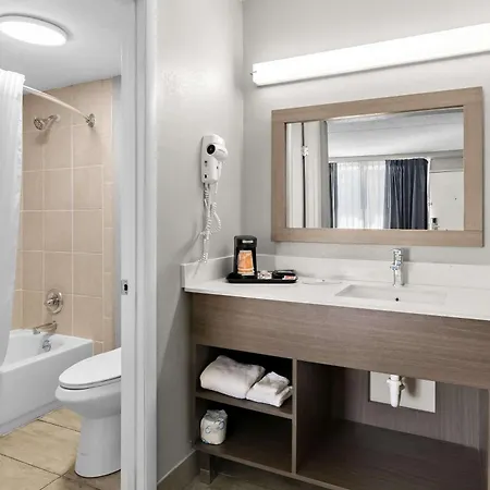 Quality - Opryland Area Inn 4*