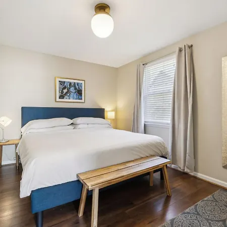 Avalon Close To Downtown And Park Free