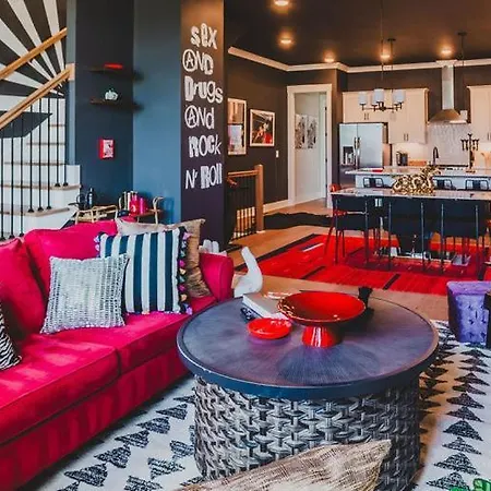 Four Bedroom In Oceola Ave Apartment Nashville