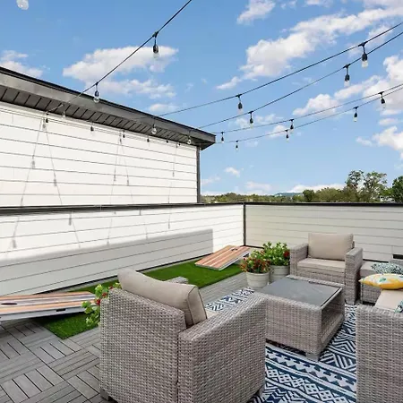 Four Bedroom In Oceola Ave Nashville