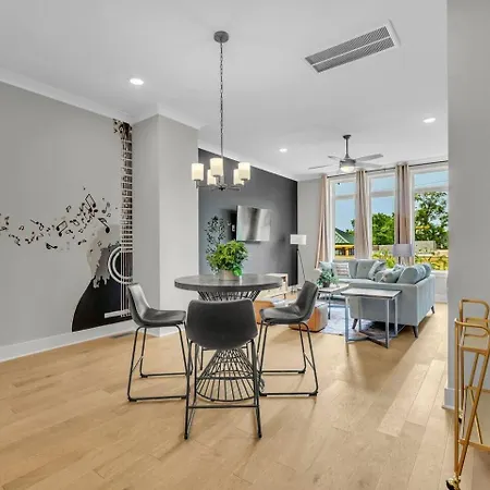 Four Bedroom In Oceola Ave * Nashville