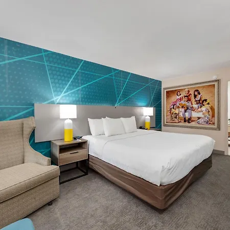 Comfort Downtown - Music Center 4* Nashville