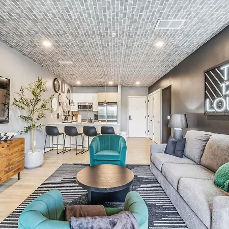 Holiday home Walk To Broadway From The 12/30 Lounge In Downtown Nashville!