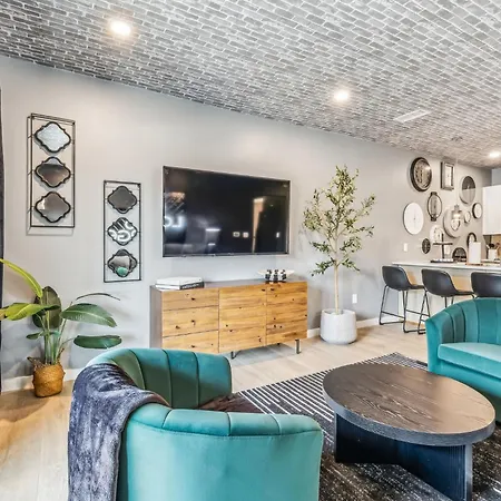 Holiday home Walk To Broadway From The 12/30 Lounge In Downtown Nashville! *