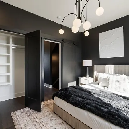New Iconic Duo 2 Homes & Rooftop Vibes Holiday home Nashville