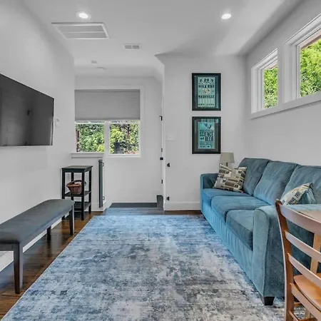Apartment East Greenwood Treehouse Close To Dt Nashville