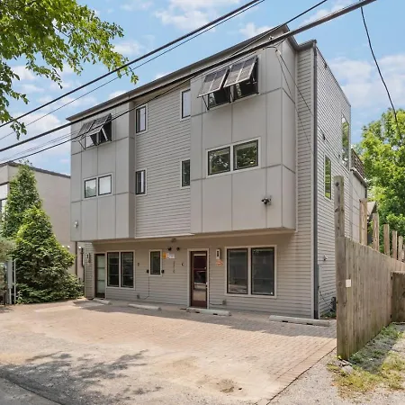 12 South Walk To Belmont With Deck And Patio