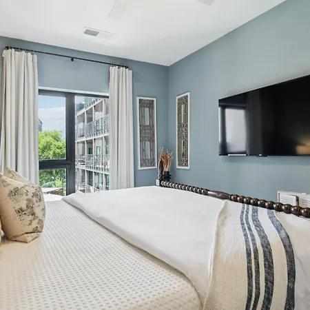 Apartment Southern Comfort Short Walk To Broadway W Pool & Gym At The Hyve
