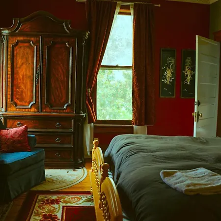 The Magnolia Mansion 6 Minutes To Broadway On 4 Acres