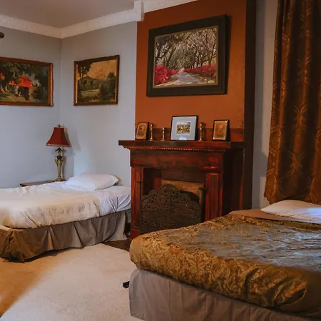 Holiday home The Magnolia Mansion 6 Minutes To Broadway On 4 Acres Nashville