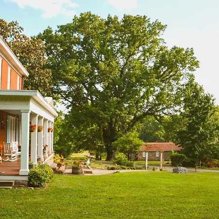 The Magnolia Mansion 6 Minutes To Broadway On 4 Acres *