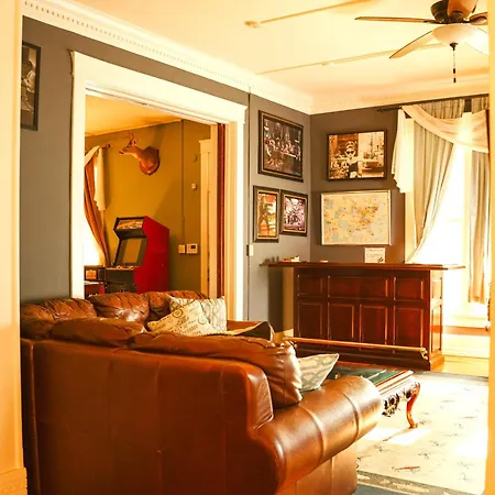 The Magnolia Mansion 6 Minutes To Broadway On 4 Acres Nashville