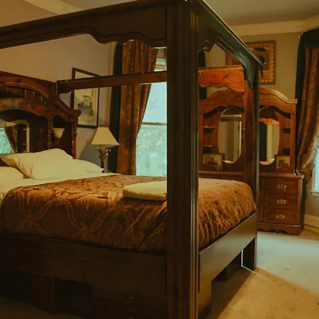 The Magnolia Mansion 6 Minutes To Broadway On 4 Acres *