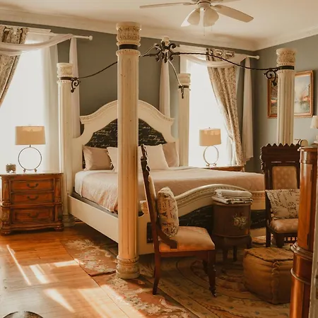 The Magnolia Mansion 6 Minutes To Broadway On 4 Acres Nashville