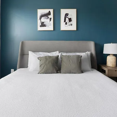 Landing Apartments - The Flats At Walden Grove