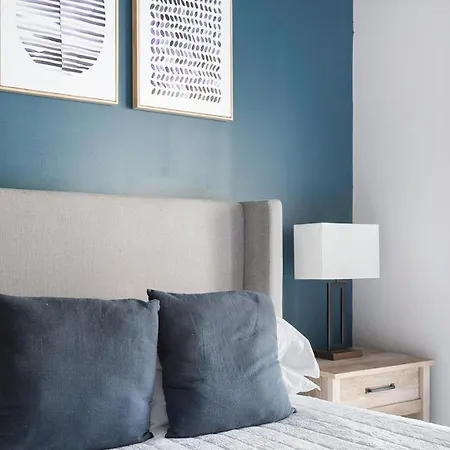 Apartment Landing Apartments - The Flats At Walden Grove *