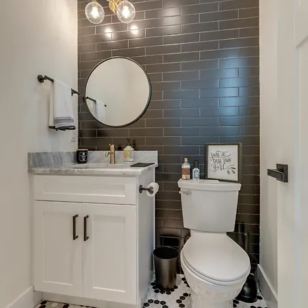 Holiday home Sleek & Convenient East Nashville