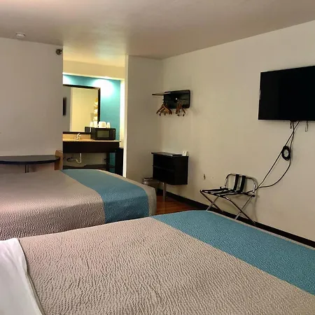 Hotel 6-nashville, Tn - Airport 3*