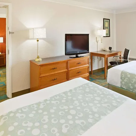 Hotel La Quinta By Wyndham Airport/opryland 3*