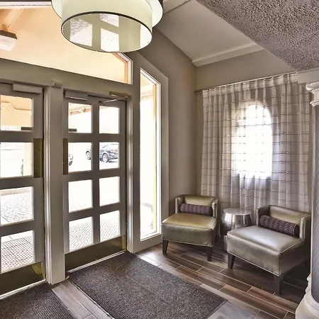 La Quinta By Wyndham South