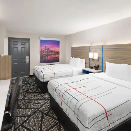 Hotel La Quinta By Wyndham South 2*