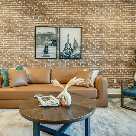 Holiday home Lofts At 30th-urban Triad-6 Mins To Broadway Nashville