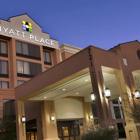Hyatt Place Airport Hotel 3*