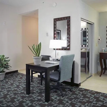 Hotel Hampton & At Opryland Nashville
