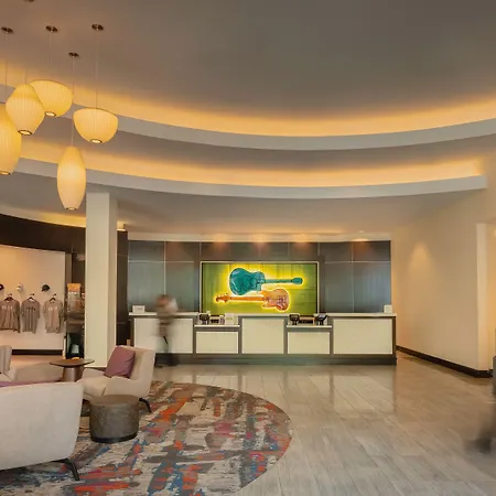 Hilton Garden Downtown Convention Center 3*
