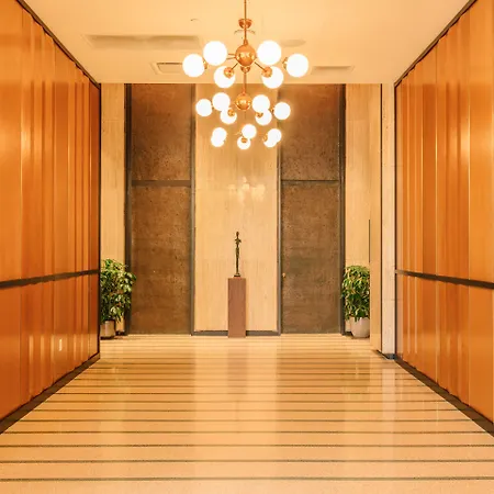 Hotel Fairlane 4*